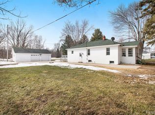 3122 E Mount Morris Rd, Mount Morris, MI 48458