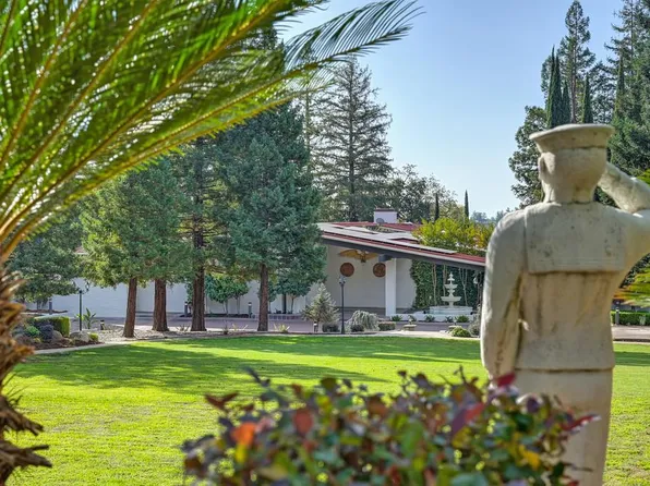 2300 California Ave, Carmichael, CA 95608