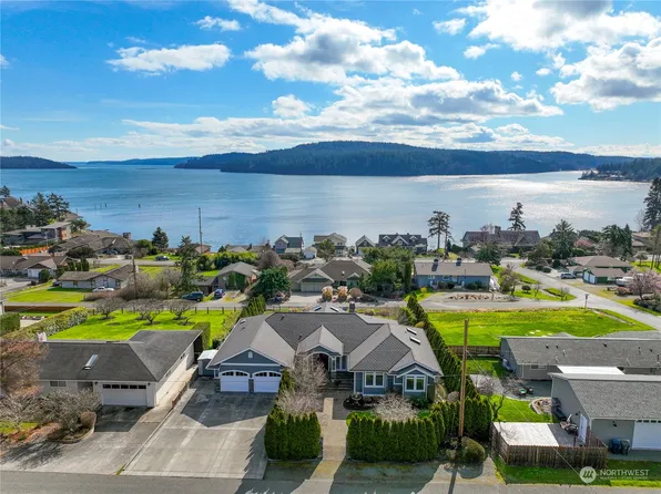 6412 Seashell Street, Anacortes, WA 98221