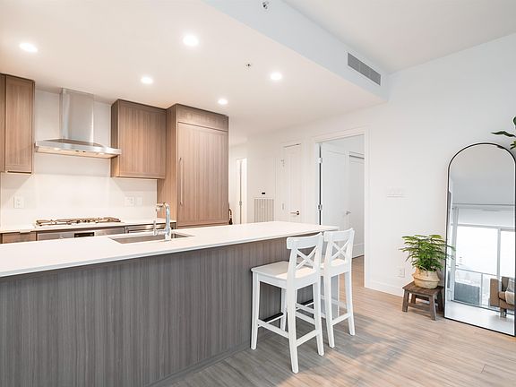 4th image of 2351 Beta Ave #1106