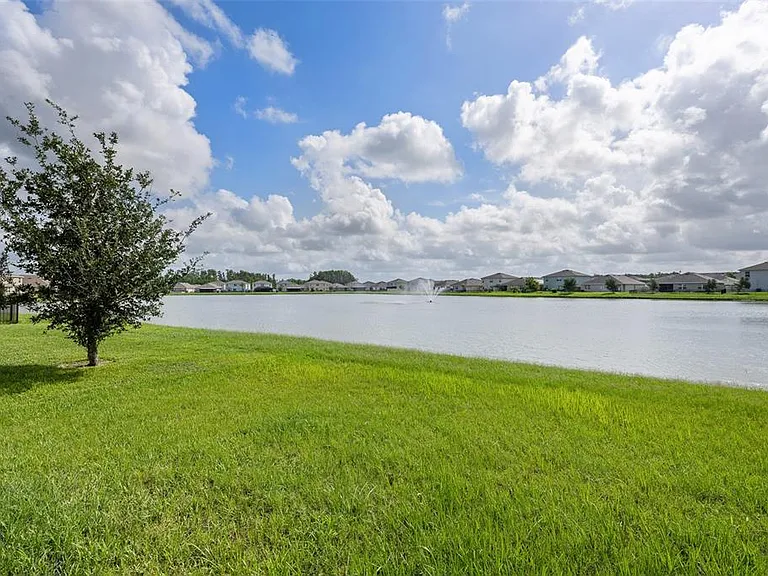 2908 Storybrook Preserve Dr — Photo 44