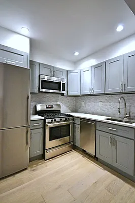 Rented by Bold New York | media 9