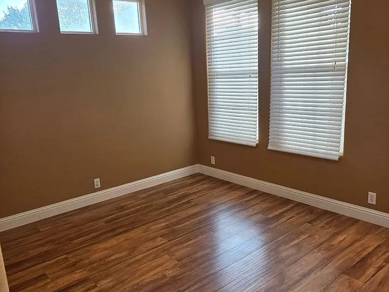 10140 Van Brocklin Way — Photo 6