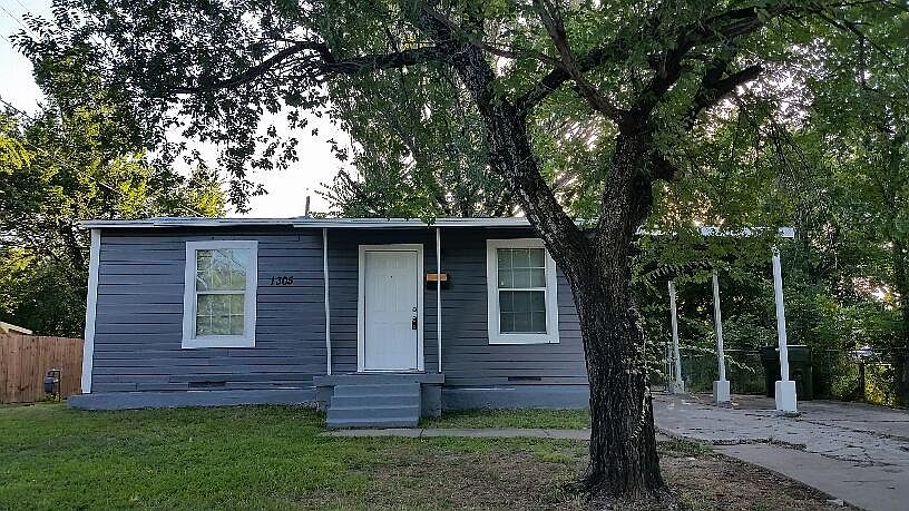 1st image of 1305 Cuero Dr