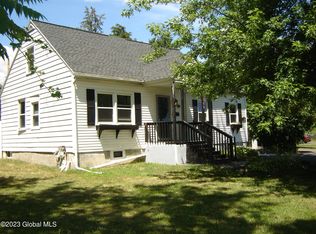 1162 New Loudon Rd, Cohoes, NY