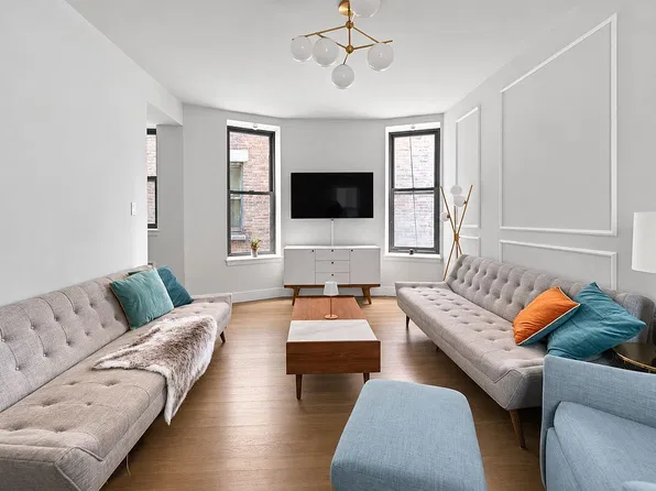 126 Riverside Dr APT 4B, New York, NY 10024