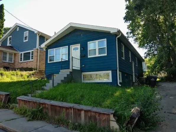 937 23rd Pl, Des Moines, IA 50312
