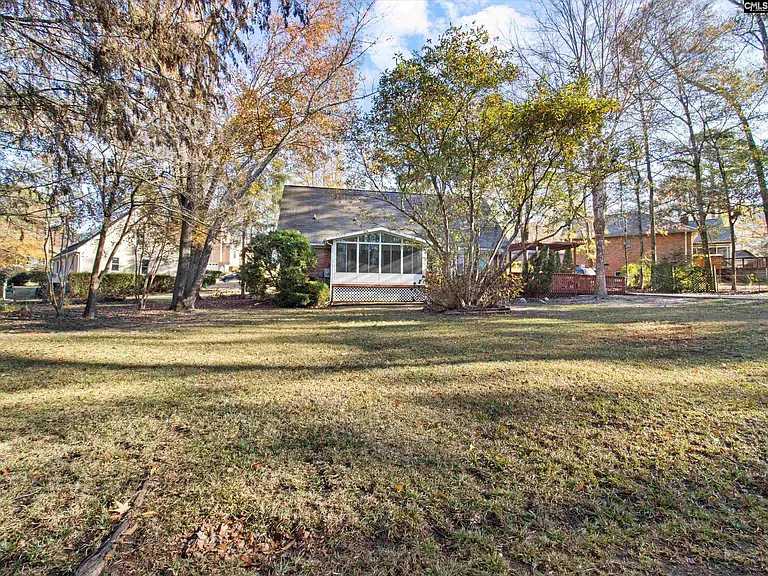 42 Halton Ct — Photo 10