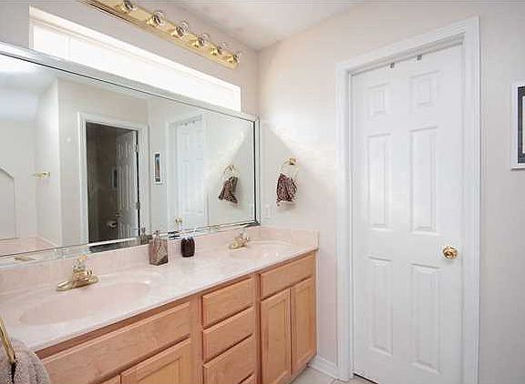 5th image of 1178 Witshire Ct