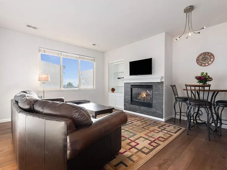 13361 W Alameda Pkwy — Photo 5