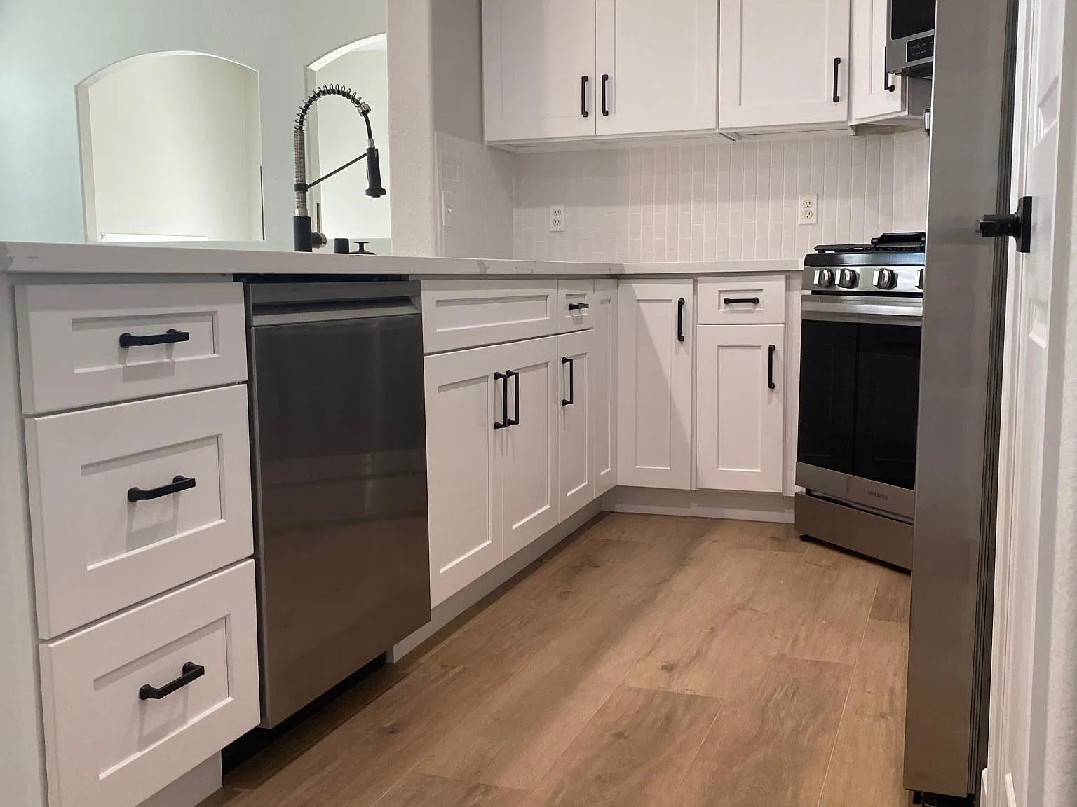 2 bed, 1117 sqft, $1,800 — Photo 1