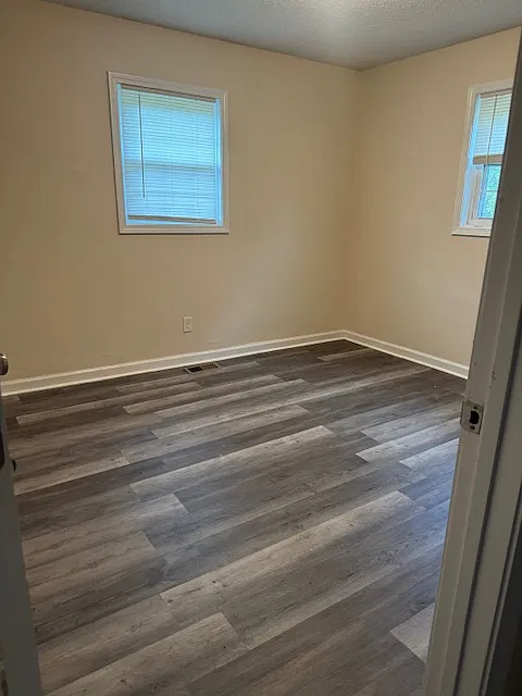 210 Pine Park Drive - B — Photo 4
