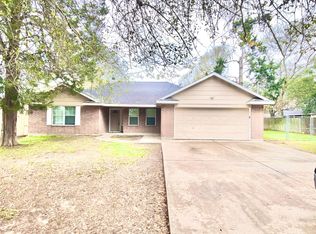 11655 Lakeview Manor Dr, Willis, TX 77318