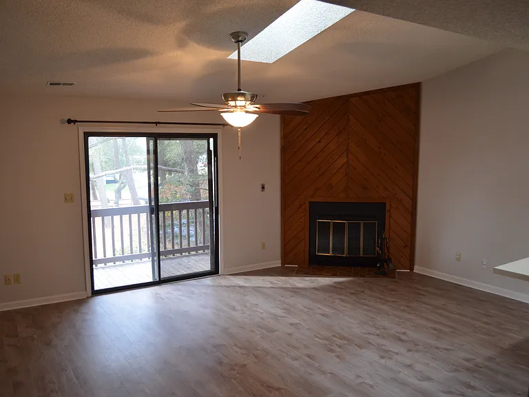 Living area w/skylight