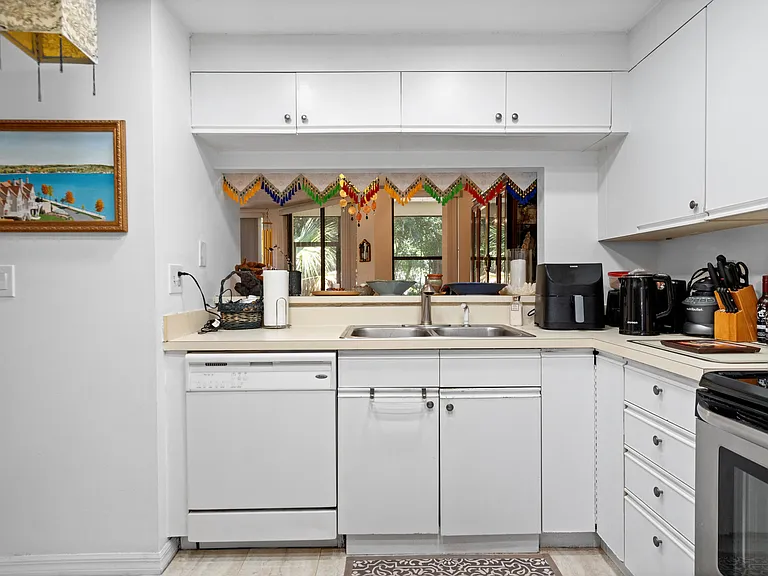 5280 SE Seascape Way #101 — Photo 14