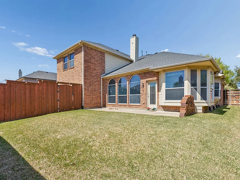 11821 Stephenville Dr — Photo 10