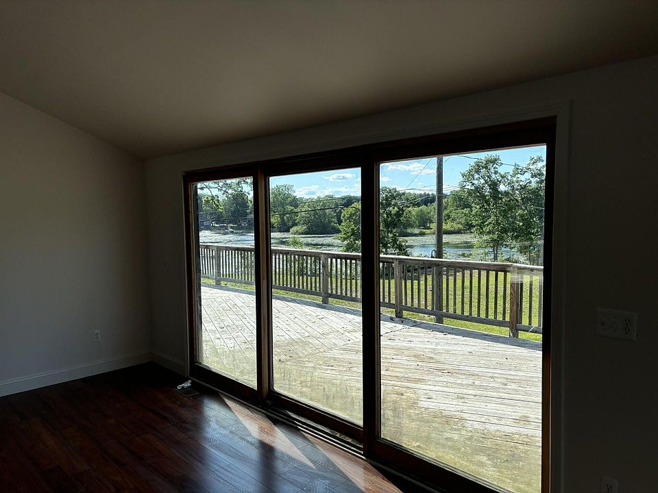 5245 Grass Lake Rd, photo 9