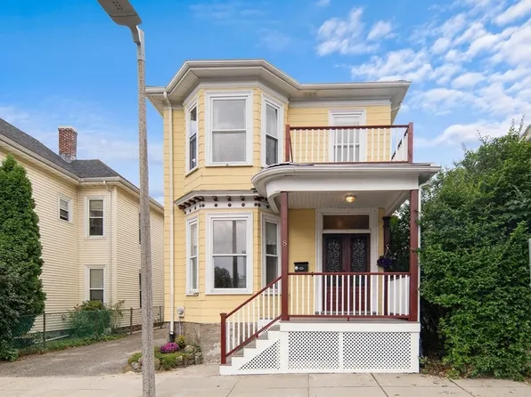 8 Thornley St, Dorchester, MA 02125