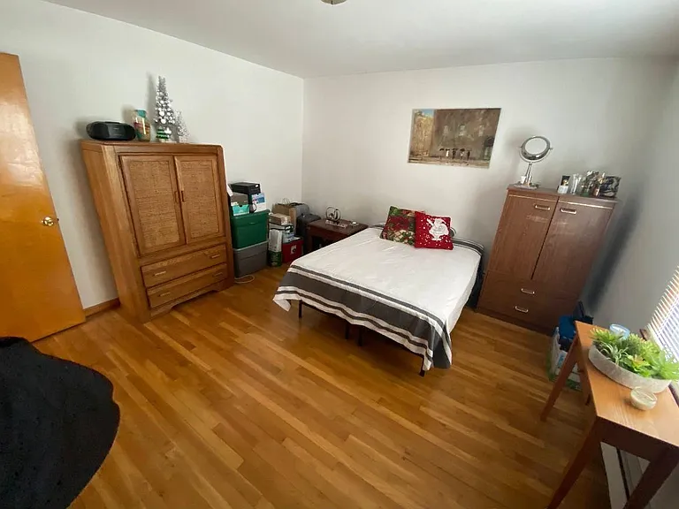516 Avenue A #3 — Photo 9