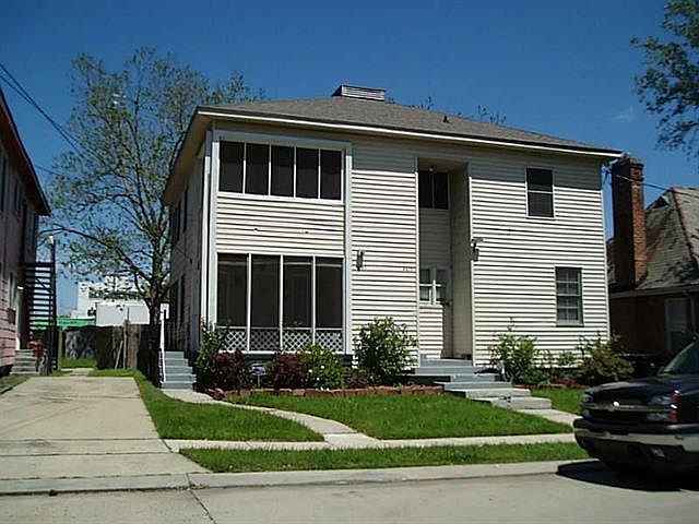 1st image of 4619-21 Dart St