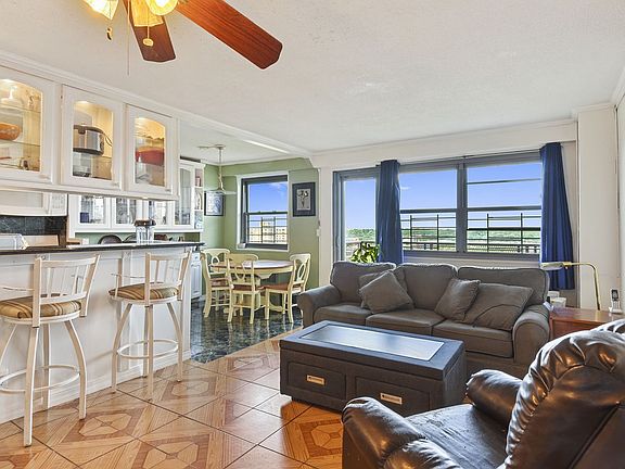 5th image of 3410 De Reimer Ave APT 16C