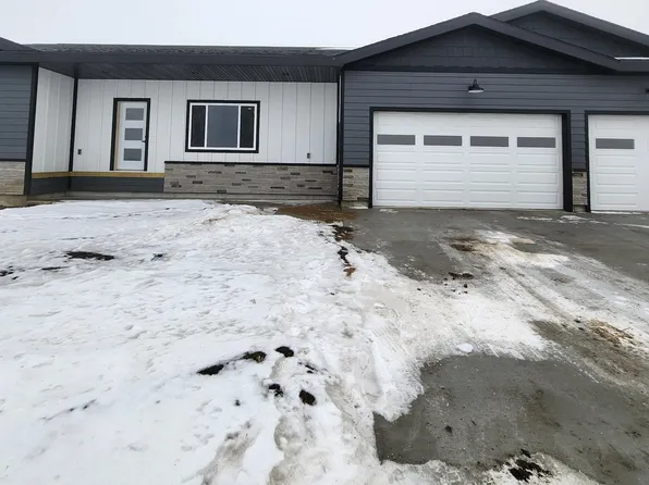 1814 5th St NW, Watertown, SD 57201