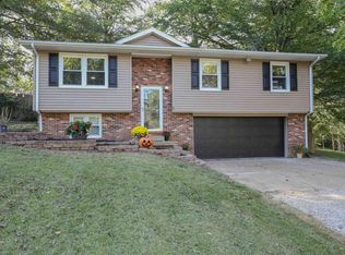 10413 Hidden Valley Ln E, Mount Vernon, IN 47620