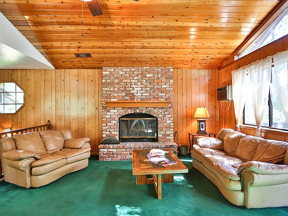 4th image of 556 Rose Ln