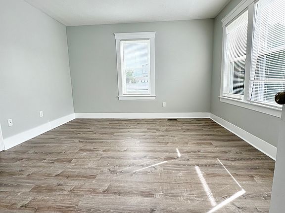 5th image of 18 Lakewood St APT 3L