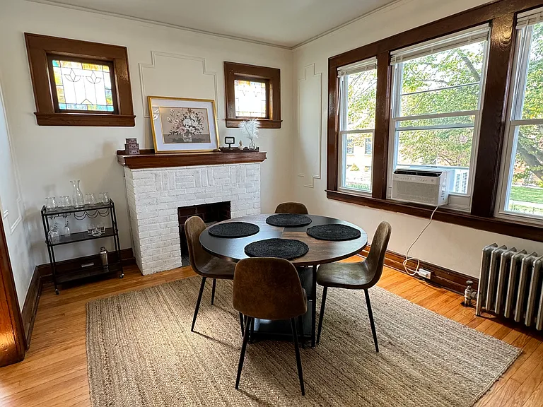 130 N Spring St #1R — Photo 6
