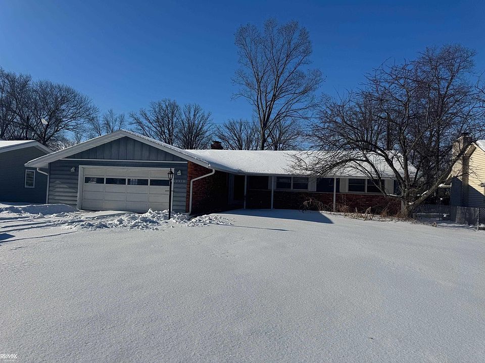 1st image of 2515 Woodstock Dr