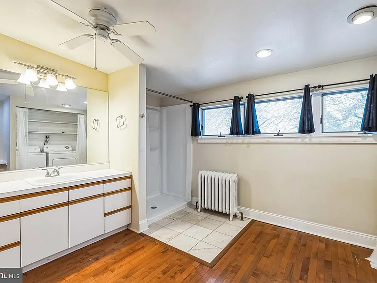 4543 Baker St — Photo 15