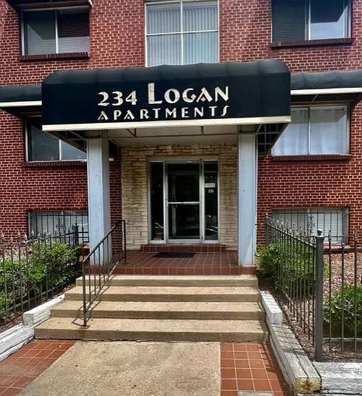 Logan Street Lofts — Photo 1