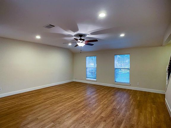 4th image of 3215 Bayou Xing