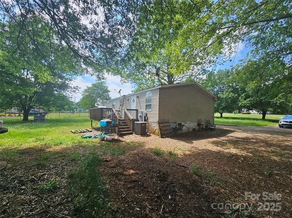 1001 Bexley Ln, Lincolnton, NC 28092