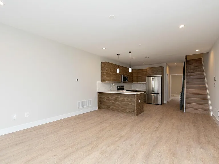 1622 S 20th St #B — Photo 3