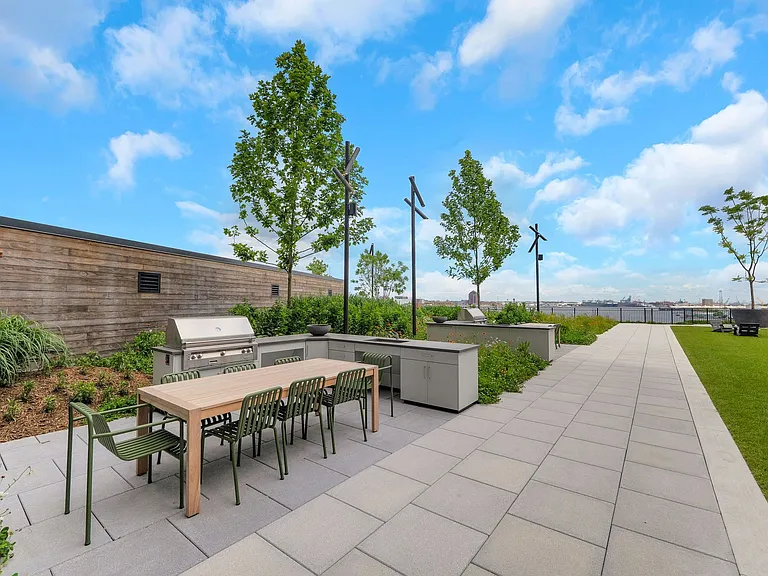 Allied Harbor Point — Photo 20