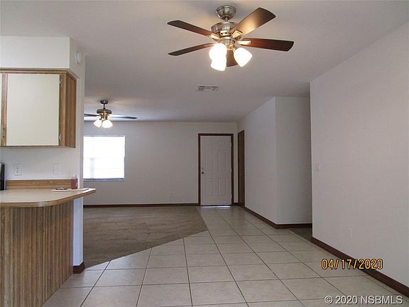 3rd image of 3325 Royal Palm Dr