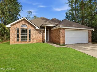 8316 Kaleki Ct, Diamondhead, MS 39525