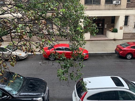 2nd image of 205 W 103rd St APT 2A