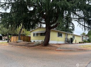 11316 SE 226th St, Bellevue, WA 98031