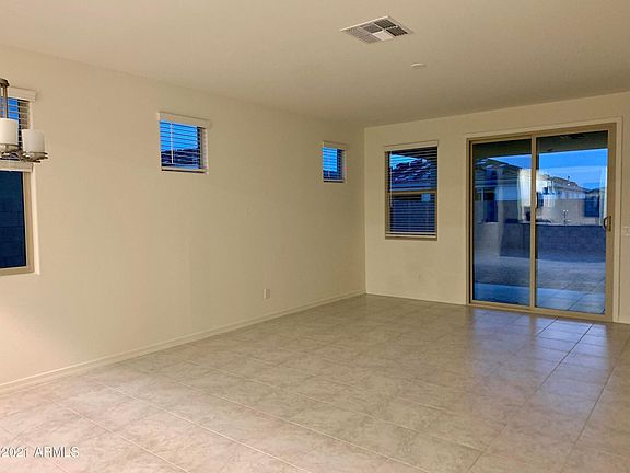 3rd image of 5418 W Country Garden Ln