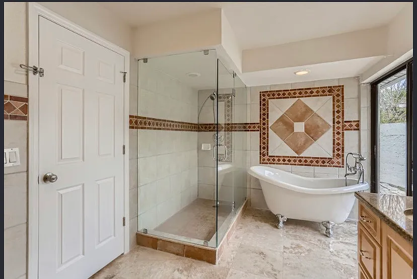 5018 Paloma Drive — Photo 3