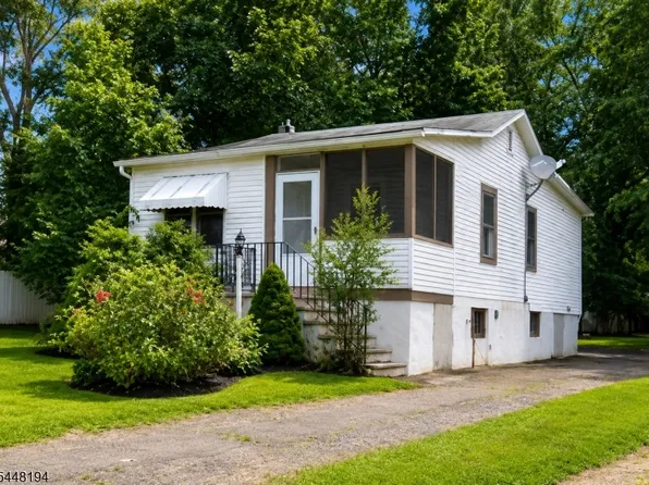 89 Linden St, Bridgewater Twp., NJ 08807