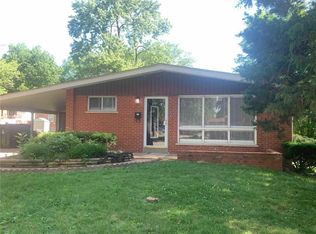 8011 Malibou Ct, Saint Louis, MO