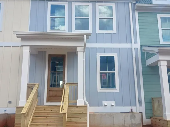 404 Encampment Blvd, Simpsonville, SC 29681