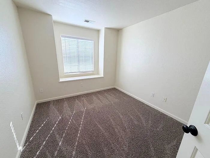 5704 Golden Eagle Dr — Photo 34