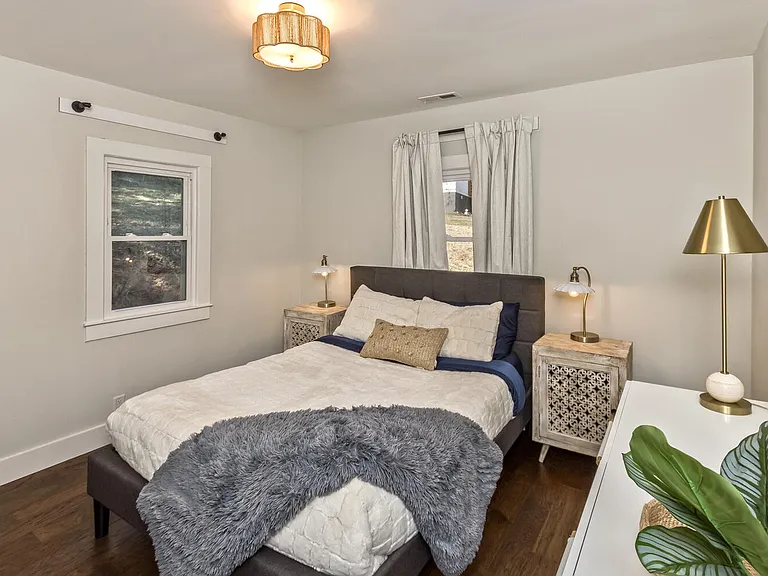 10 Laban Ln — Photo 18