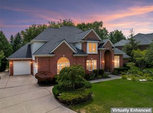 6725 Michael Dr, Troy, MI 48098