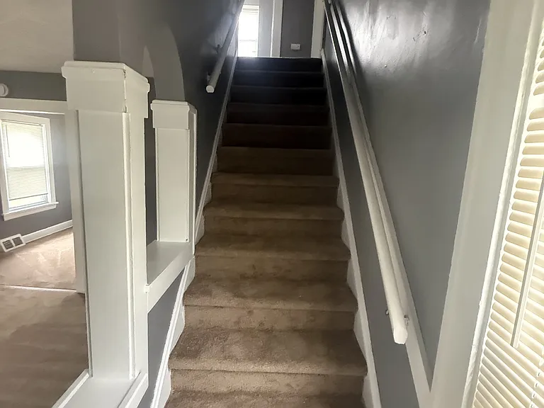 10409 Nelson Ave — Photo 6